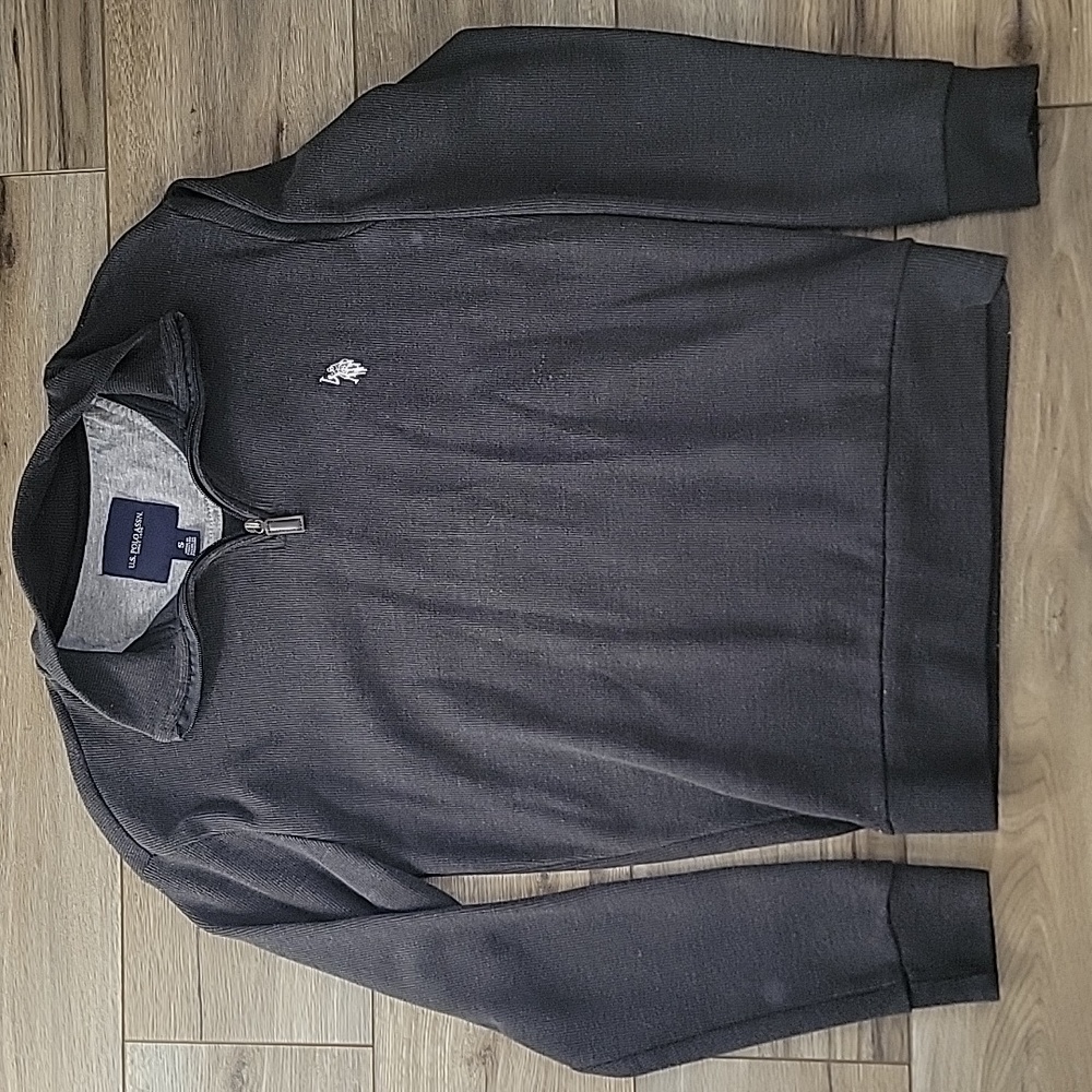 Men's U.S. Polo Association Pull Over Sweater small